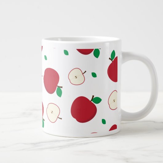 Rode appels en gesneden appels grote koffiekop (Rechts)