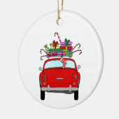 Rode auto met kerstcadeaus keramisch ornament (Links)