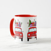 Rode auto met kerstcadeautjes Mok (Voorkant links)