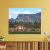 Rode Barn en de berg Enumclaw Canvas Afdruk (Insitu (Woonkamer))