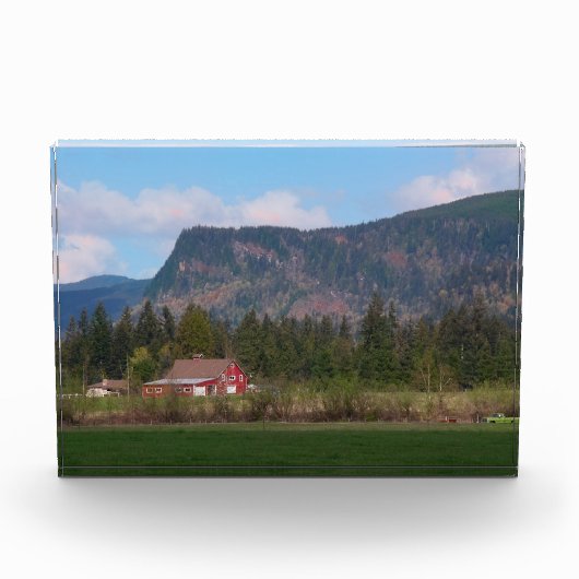 Rode Barn en de berg Enumclaw Fotoblokken (Voorkant)
