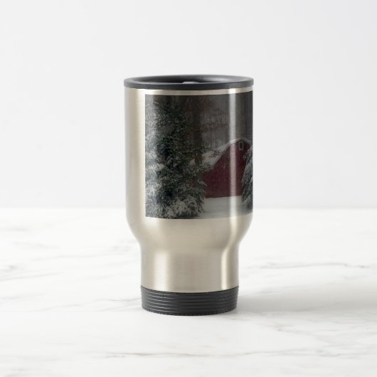 Rode Barn in de sneeuw Reisbeker (Center)