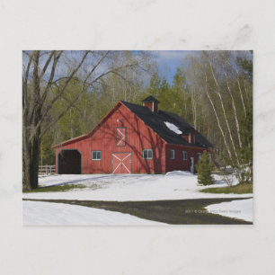 Rode Barn in de winter Briefkaart