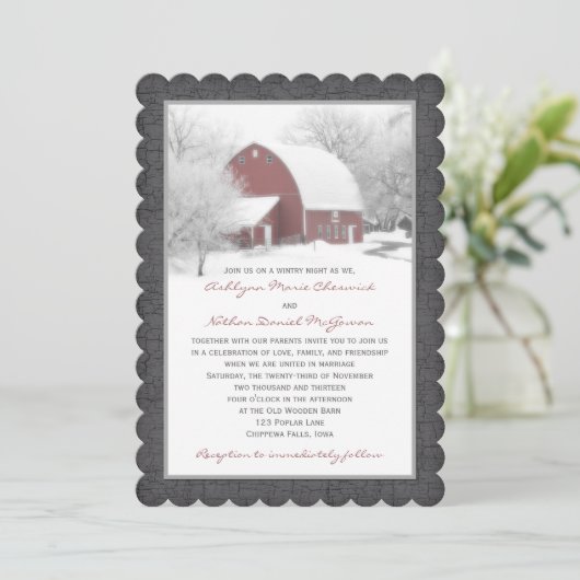 Rode Barn in Winter Wedding Invitation 2 Kaart (Staand voorkant)