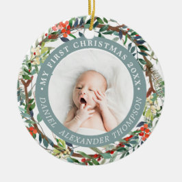 Rode bessen dennennaaldkrans Baby 1e Kerstmis Keramisch Ornament