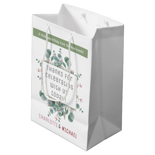 Rode bessen en Eucalyptus Wedding Gift Bag Medium Cadeauzakje (Achterkant Gekanteld)