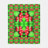 Rode bessen met regendruppels Abstract Natuur patr Fleece Deken (Voorkant)