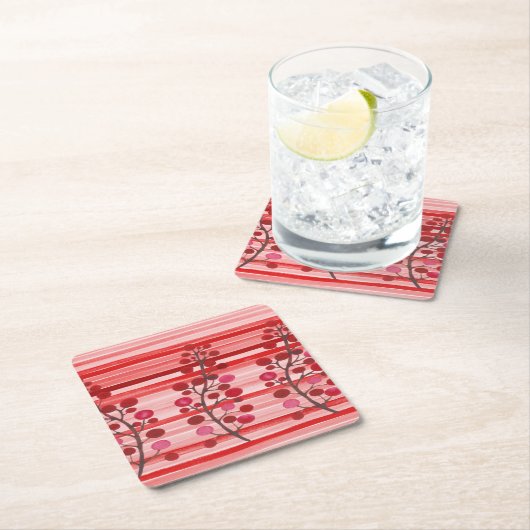 Rode bessen met strepen kartonnen onderzetters (Insitu)