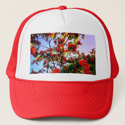 Rode bessen trucker pet (Voorkant)