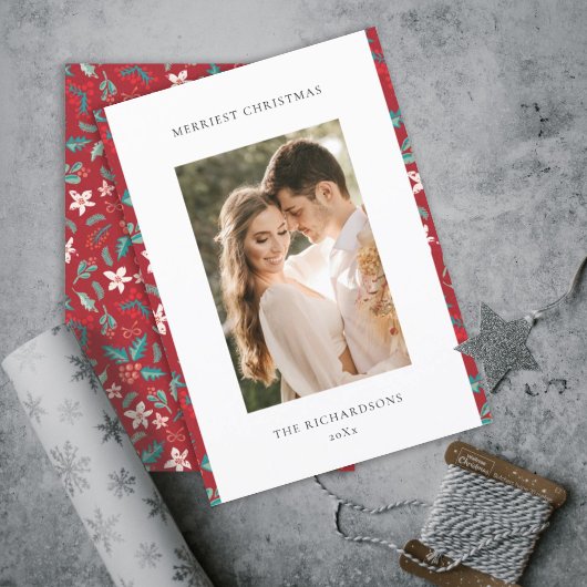 Rode Bessen Vrolijk Kerstmis Bloempatroon Foto Feestdagenkaart