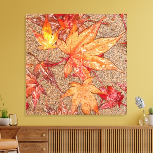 Rode bladeren in de regen canvas afdruk (Insitu (Woonkamer))