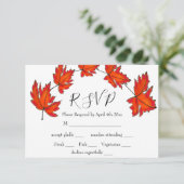 Rode bladeren, mazelbladeren, herfstkleuren RSVP kaartje (Staand voorkant)