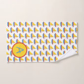 Rode Blauwe en Gele Speelzeilboot Monogram Bad Handdoek (Handdoek)