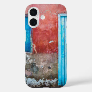 Rode, blauwe en grijze wand, deur en raam iPhone 16 hoesje
