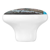 Rode, blauwe en grijze wand, deur en raam keramische knop (Zijkant)