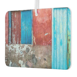 Rode, blauwe en grijze wand, deur en raam luchtverfrisser