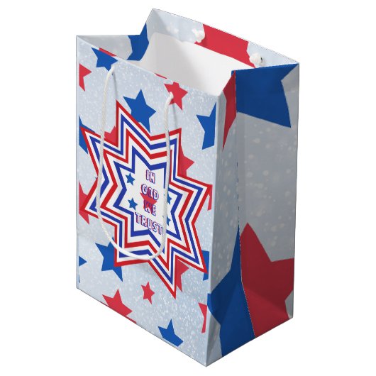 Rode, Blauwe, Witte Ster Amerikaanse Slogan Medium Cadeauzakje (Voorkant Gekanteld)