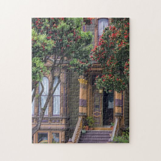 Rode Bloeiende Eucalyptusboom Frames Victoriaanse Legpuzzel (Verticaal)