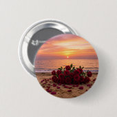 Rode bloem broche met uitzicht op een strand ronde button 5,7 cm (Voorkant /achterkant)