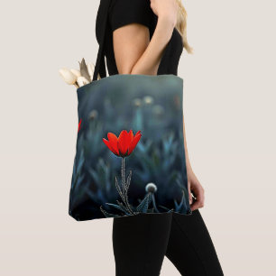Rode Bloem Donkere Nacht Eenzaamheid Kunst Tote Bag