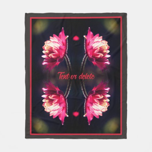 Rode bloem in zonlicht Abstract gepersonaliseerd Fleece Deken (Voorkant)