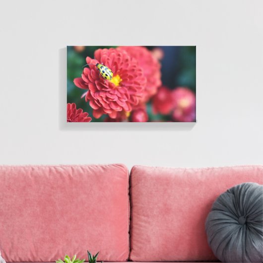 Rode Bloem Natuur Fotografie Beetle Insect Bug Canvas Afdruk (Insitu (Woonkamer))