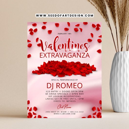 Rode bloemblaadjes Roze Valentijnsdag Extravaganza Flyer