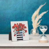 Rode bloemen in zwart-wit, gestreept vet fotoplaat (Insitu)