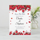 Rode bloemen met romantische rode harten kaart (Staand voorkant)