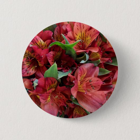 Rode bloemen ronde button 5,7 cm (Voorkant)