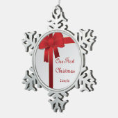 Rode bogen 1e Kerstmis samen Tin Sneeuwvlok Ornament (Rechts)