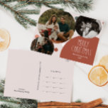 Rode Boho Stippen Kerst Drie Foto Feestdagenkaart<br><div class="desc">Deze rode boho-stippen Kerst drie foto vakantie ansichtkaart is perfect voor uw moderne boheemse landelijke boerderij geïnspireerde vakantie groet. Het klassieke robuuste maar delicate handgetekende lettertype geeft het een aardse vintage uitstraling terwijl het leuk en eenvoudig blijft. De stippen komen in aardetinten van rood, saliegroen, roze, terracotta, roest en tan....</div>