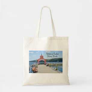 Rode boothuis op Seneca Lake Tote Bag