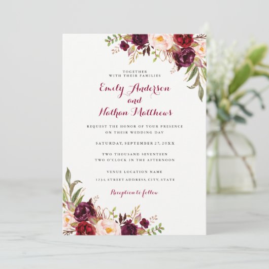 Rode Bourgogne Bloemen Herfst bruiloft uitnodiging (Staand voorkant)