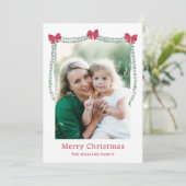 Rode Bow-versierde Garland Vrolijke Kerstfoto Feestdagenkaart (Staand voorkant)