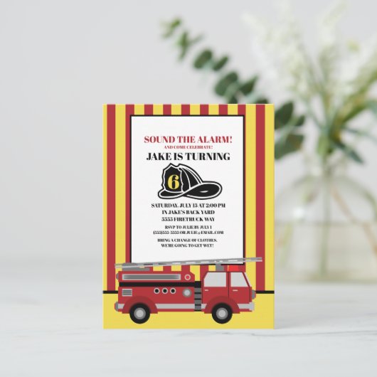 Rode brandweerwagen brandweerman kind 6de verjaard briefkaart (Staand voorkant)