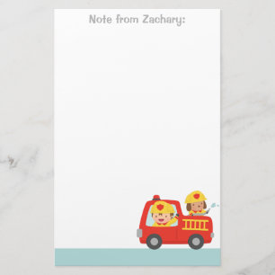 Rode brandweerwagen met brandweerman jongetje en p briefpapier