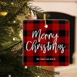 Rode Buffel Plaid & Vrolijk Kerstfeest |Persoonlij Keramisch Ornament<br><div class="desc">Maak je klaar om je vakantieseizoen te vullen met een vleugje rustieke charme en gepersonaliseerde warmte met ons Red Buffalo Plaid & Merry Christmas collectie! Of u nu uw huis versiert of op zoek bent naar het perfecte cadeau, deze feestelijke items zijn ontworpen om vreugde en comfort te brengen aan...</div>