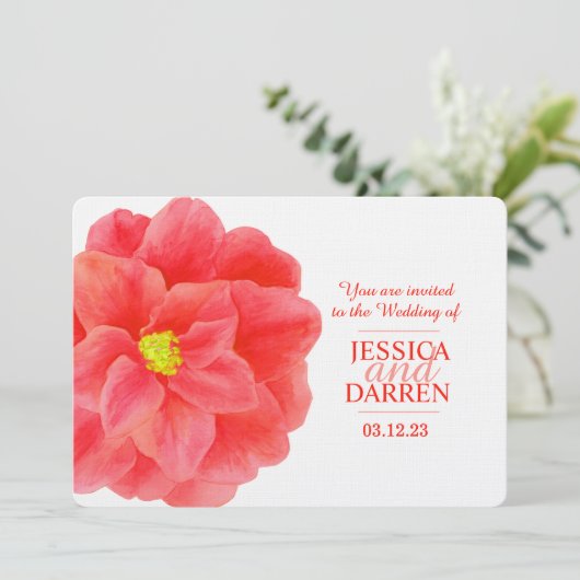 Rode camellia bloem waterverf bruiloft uitnodigen kaart (Staand voorkant)