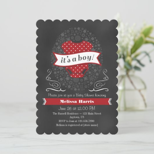 Rode Chalkboard Boy Baby shower Invite Kaart (Staand voorkant)