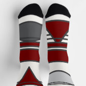 Rode cirkel, driehoek en twee blokken sokken (Top)