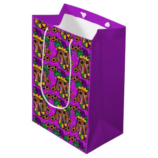 RODE DAKKELHOND MEDIUM CADEAUZAKJE (Voorkant Gekanteld)
