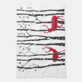 Rode deers in het bos van de vogelboom theedoek (Verticaal)