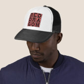Rode Draak, Vuurspuwend Wezen Trucker Pet (In situ)