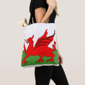 Rode draak Welsh vlag Tote Bag (Dichtbij)