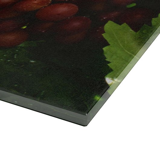 rode druiven op druivenwijn snijplank (Hoek)