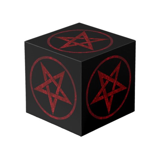 Rode Duivel Pentagram Kubus (Voorkant hoekig)