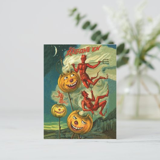 Rode duivels die op de rook van Halloween rijden Briefkaart (Staand voorkant)