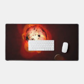 Rode dwergster in een baan rond een hypothetische bureaumat (Keyboard & Muis)