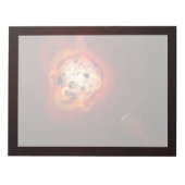 Rode dwergster in een baan rond een hypothetische notitieblok (Voorkant)